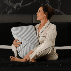 Almohada Simmons Beautyrest Black Intelligent Foam